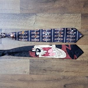 Vintage Looney Tunes tie bundle 2 pack 1995 100% silk Taz Bugs Sylvester‎ EUC